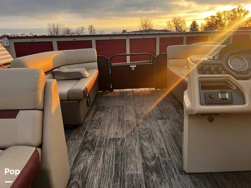 Slide: The Image of Sweetwater SW 2086 2022 - 16072130