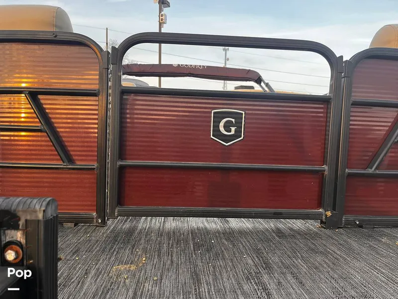 Slide: The Image of Sweetwater SW 2086 2022 - 16072136