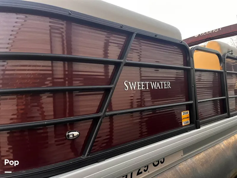 Slide: The Image of Sweetwater SW 2086 2022 - 16072147