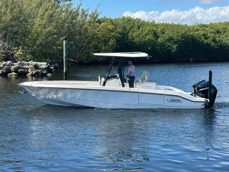 The Image of Boston Whaler 280 Dauntless 2026 - 0