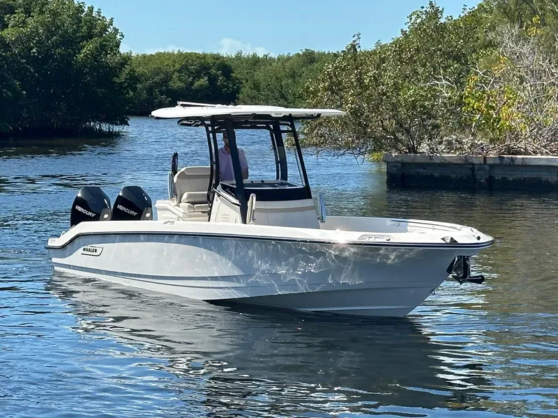 Slide: The Image of Boston Whaler 280 Dauntless 2026 - 5