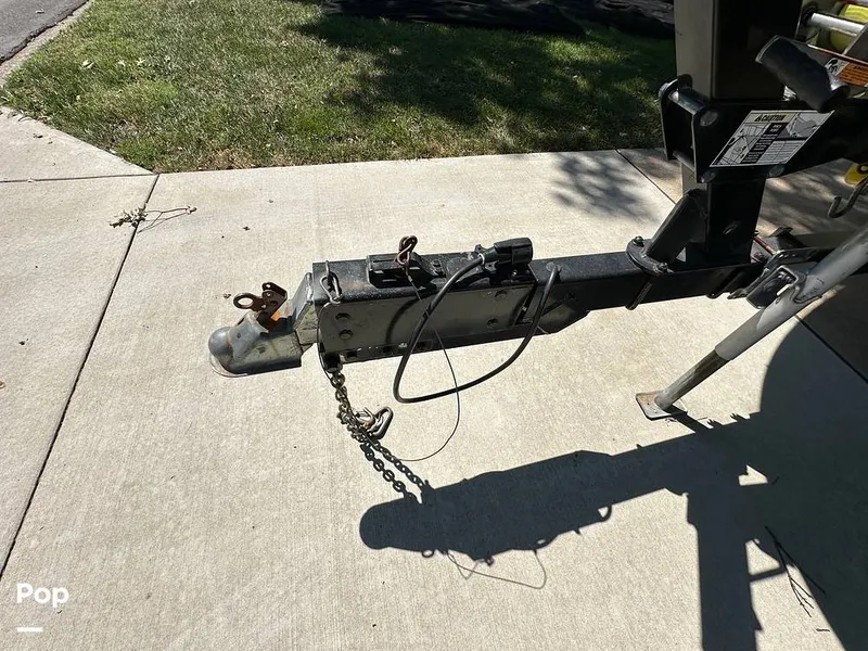 Slide: The Image of Sea Ray 240 Sundeck 2007 - 15814469