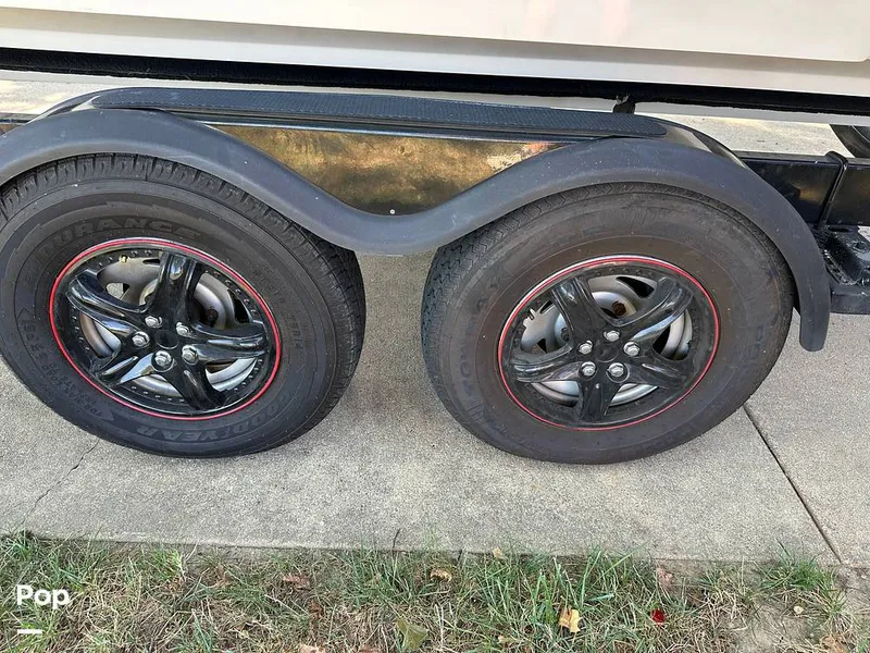 Slide: The Image of Sea Ray 240 Sundeck 2007 - 15814472