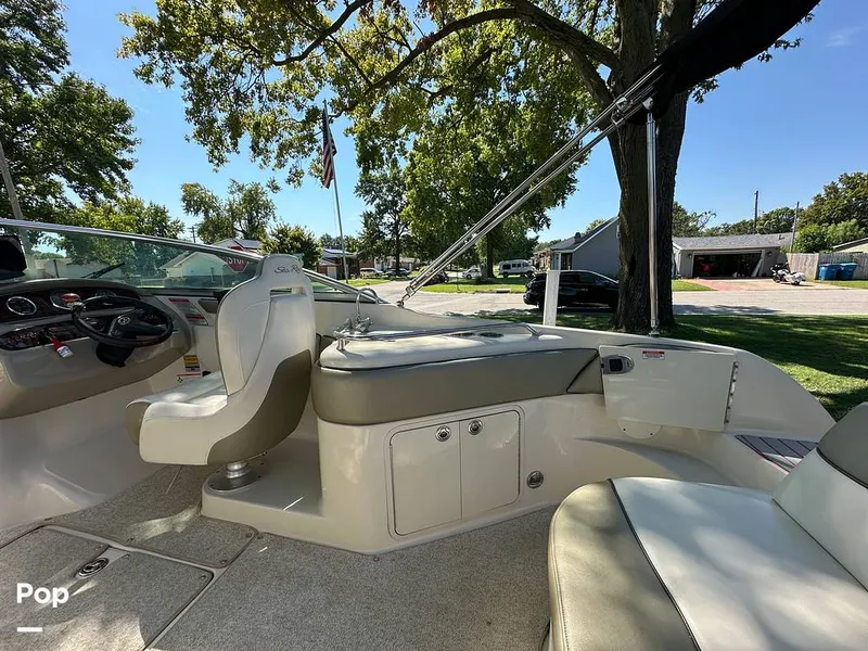 Slide: The Image of Sea Ray 240 Sundeck 2007 - 15814310