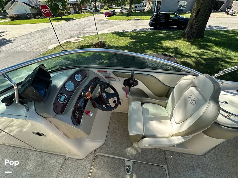 Slide: The Image of Sea Ray 240 Sundeck 2007 - 15814313