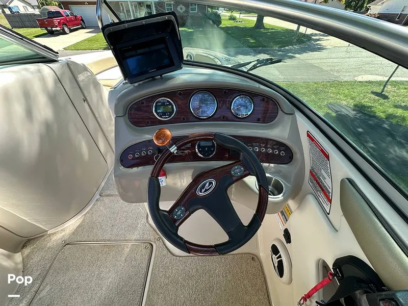 Slide: The Image of Sea Ray 240 Sundeck 2007 - 15814318