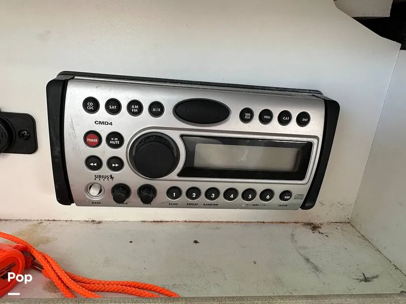 Slide: The Image of Sea Ray 240 Sundeck 2007 - 15814336