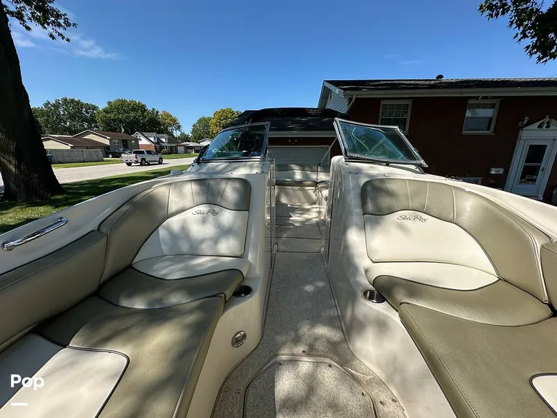 Slide: The Image of Sea Ray 240 Sundeck 2007 - 15814349
