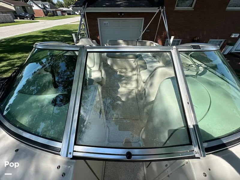 Slide: The Image of Sea Ray 240 Sundeck 2007 - 15814353