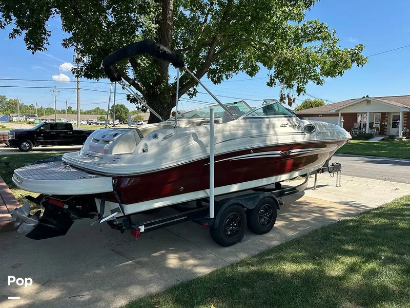 Slide: The Image of Sea Ray 240 Sundeck 2007 - 15814302