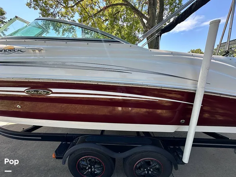 Slide: The Image of Sea Ray 240 Sundeck 2007 - 15814386