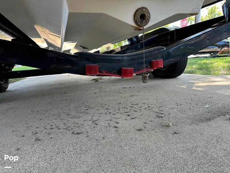 Slide: The Image of Sea Ray 240 Sundeck 2007 - 15814395