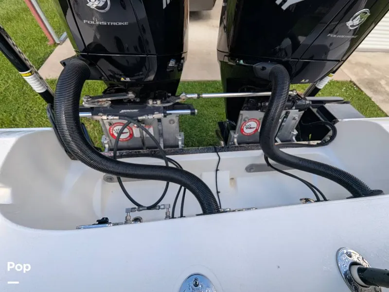 Slide: The Image of Shearwater Carolina 270 2021 - 15750611