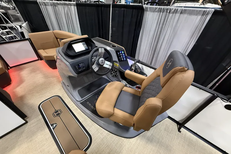 Slide: The Image of Harris Sunliner 230 2026 - 15