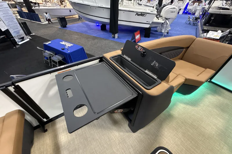 Slide: The Image of Harris Sunliner 230 2026 - 25