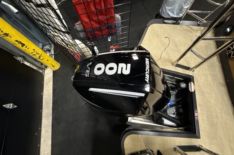 Slide: The Image of Harris Sunliner 230 2026 - 45