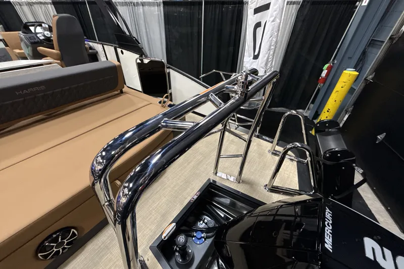 Slide: The Image of Harris Sunliner 230 2026 - 46