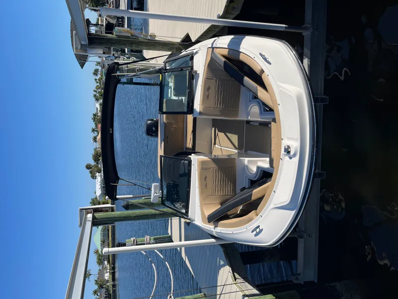 Slide: The Image of Sea Ray 19 SPX-OB 2021 - 9