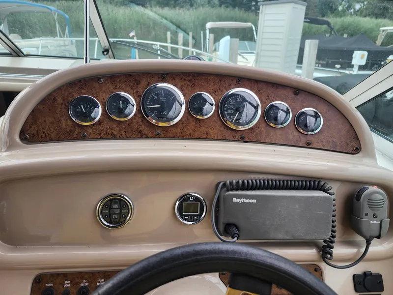 Slide: The Image of Sea Ray 270 SUNDANCER 1999 - 15