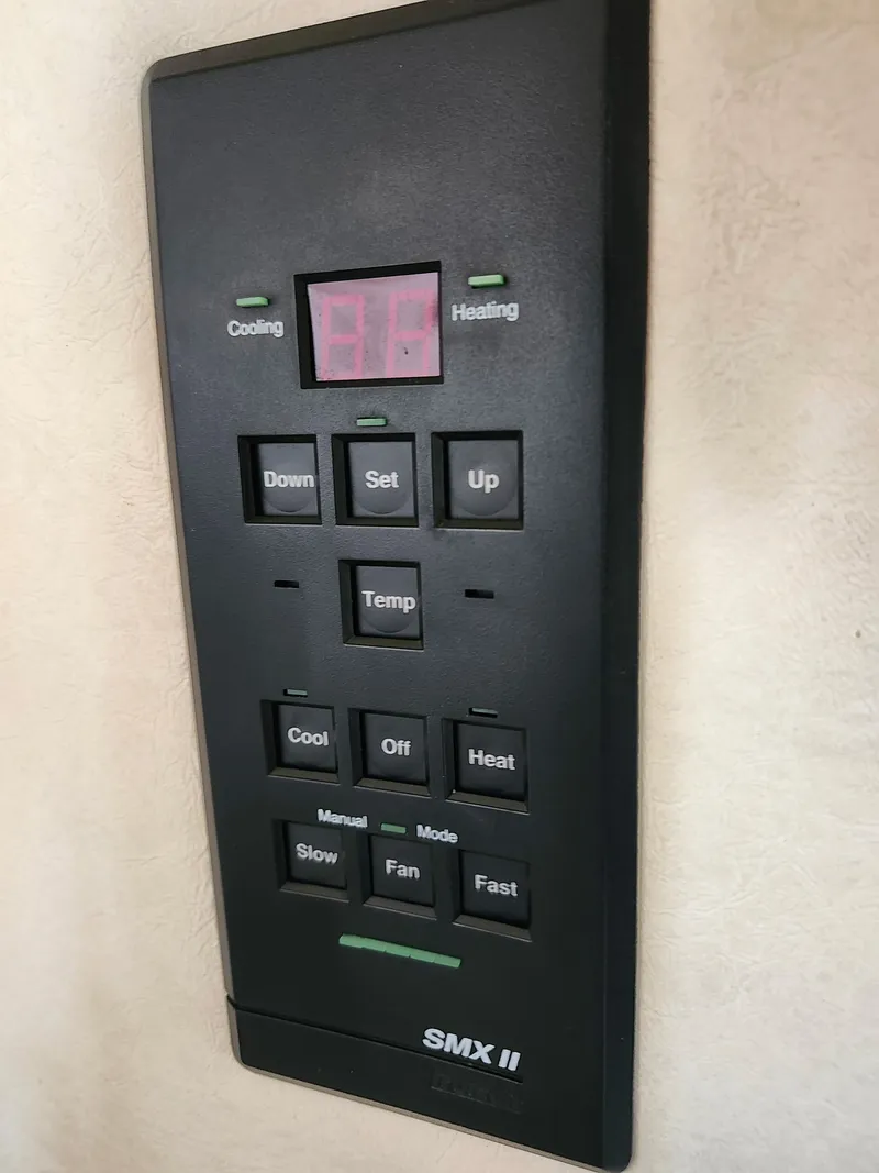 Slide: The Image of Sea Ray 270 SUNDANCER 1999 - 17