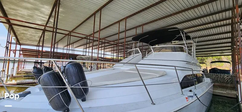 Slide: The Image of Carver Yachts 380 Santego 1999 - 15744262