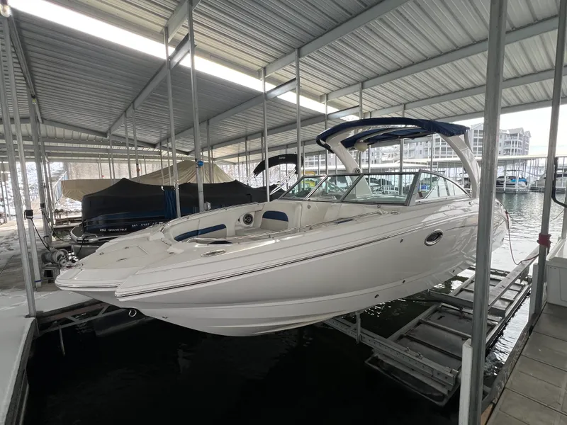 The Image of Chaparral 284 SUNESTA 2013 - 0