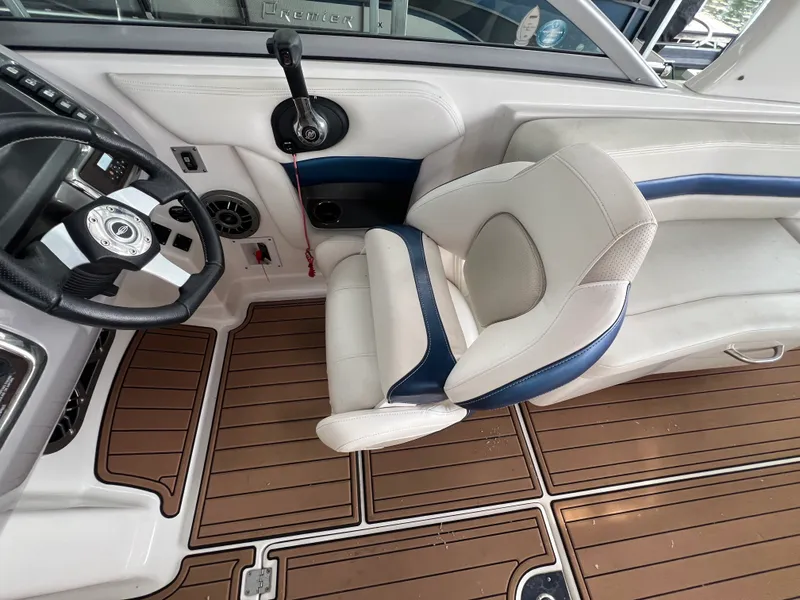 Slide: The Image of Chaparral 284 SUNESTA 2013 - 6