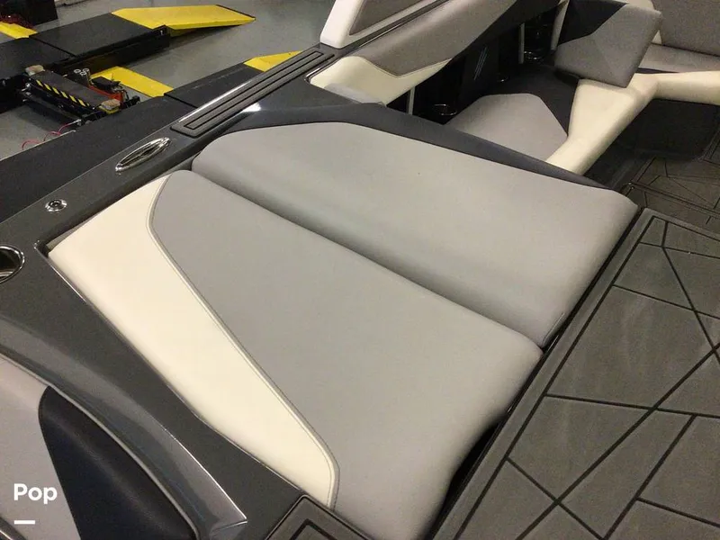 Slide: The Image of ATX 22 Type-S 2021 - 15758011