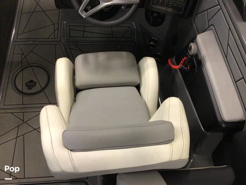 Slide: The Image of ATX 22 Type-S 2021 - 15758033