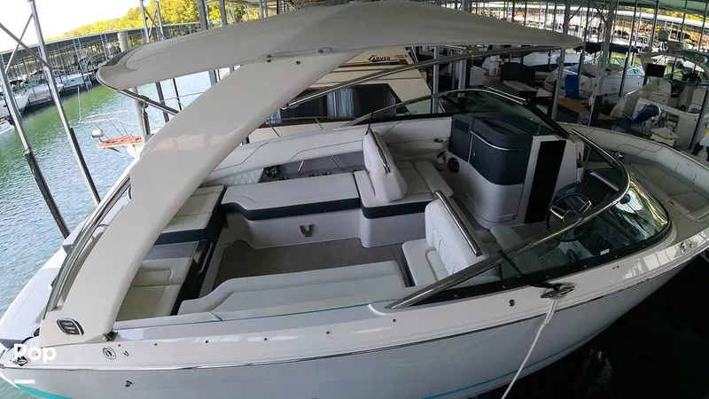 Slide: The Image of Regal LS6 2019 - 15732672