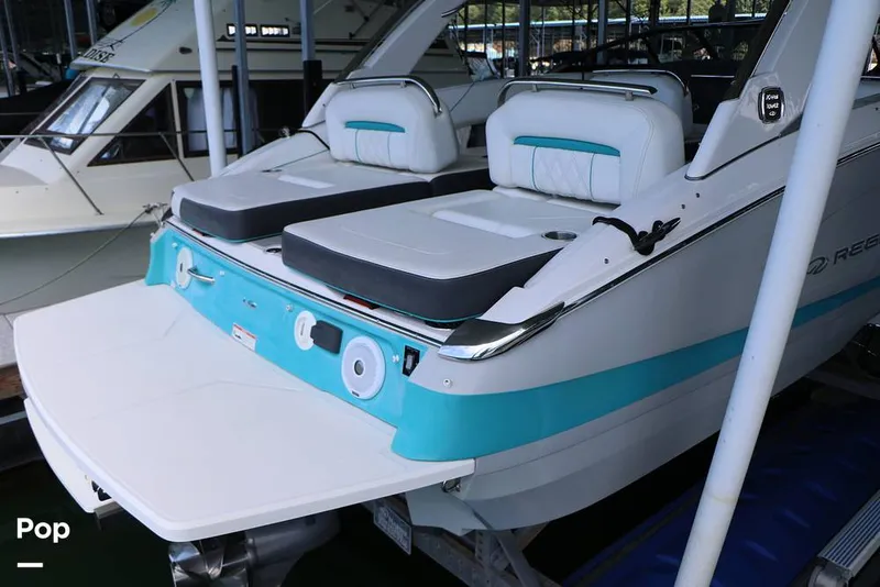 Slide: The Image of Regal LS6 2019 - 15732544