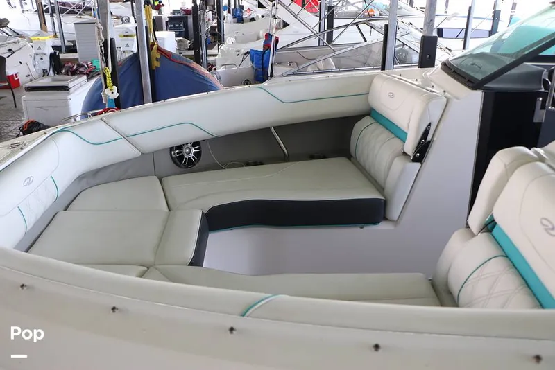 Slide: The Image of Regal LS6 2019 - 15732560