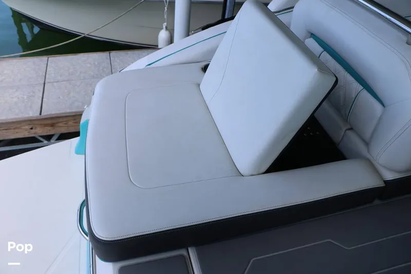 Slide: The Image of Regal LS6 2019 - 15732569