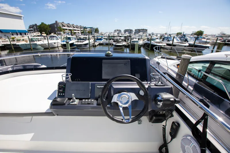 Slide: The Image of Galeon 420 2018 - 85