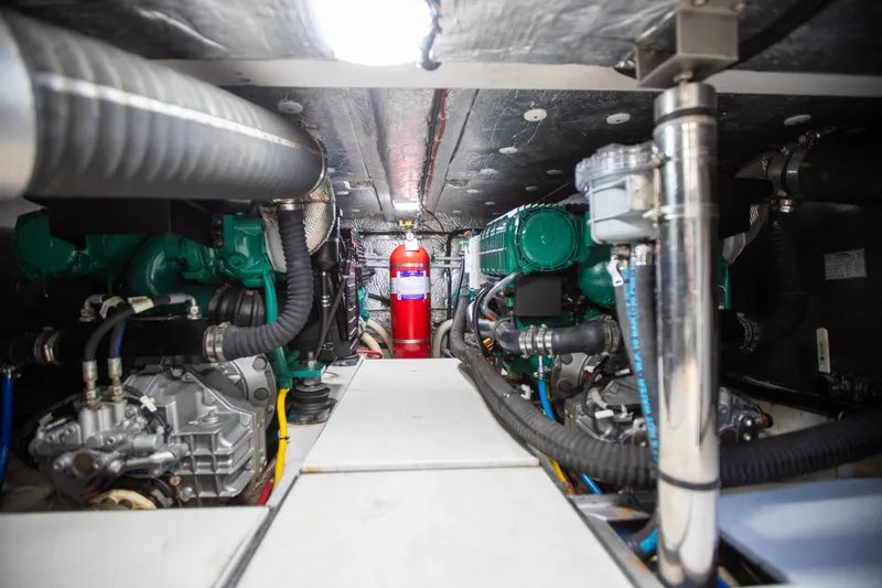 Slide: The Image of Galeon 420 2018 - 102