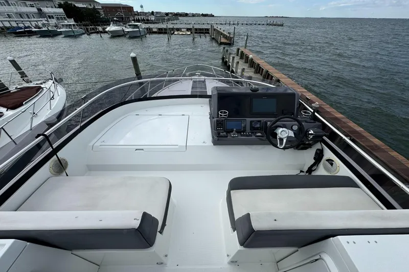 Slide: The Image of Galeon 420 2018 - 67