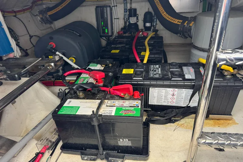 Slide: The Image of Galeon 420 2018 - 86