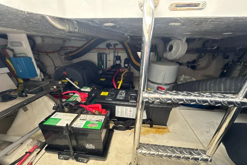 Slide: The Image of Galeon 420 2018 - 89