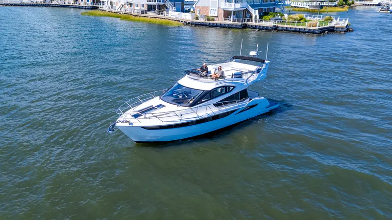 Slide: The Image of Galeon 420 2018 - 8