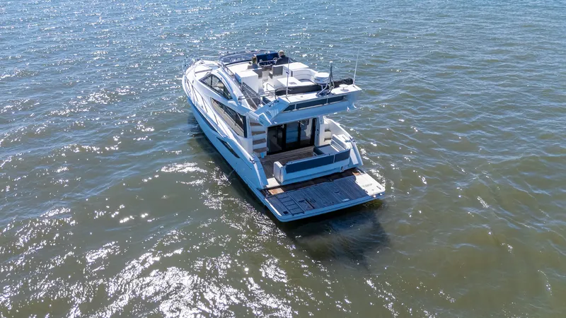 Slide: The Image of Galeon 420 2018 - 3