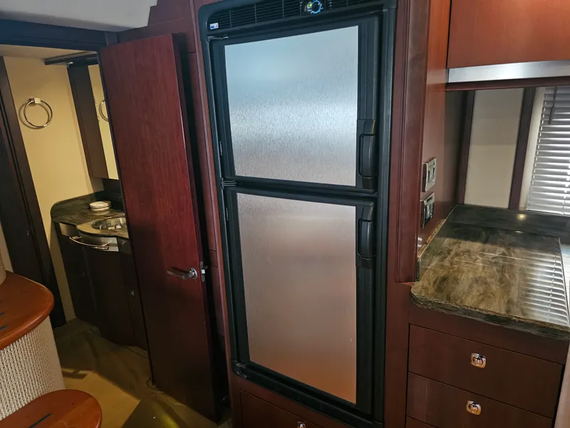 Slide: The Image of Sea Ray 500 SUNDANCER 2012 - 32