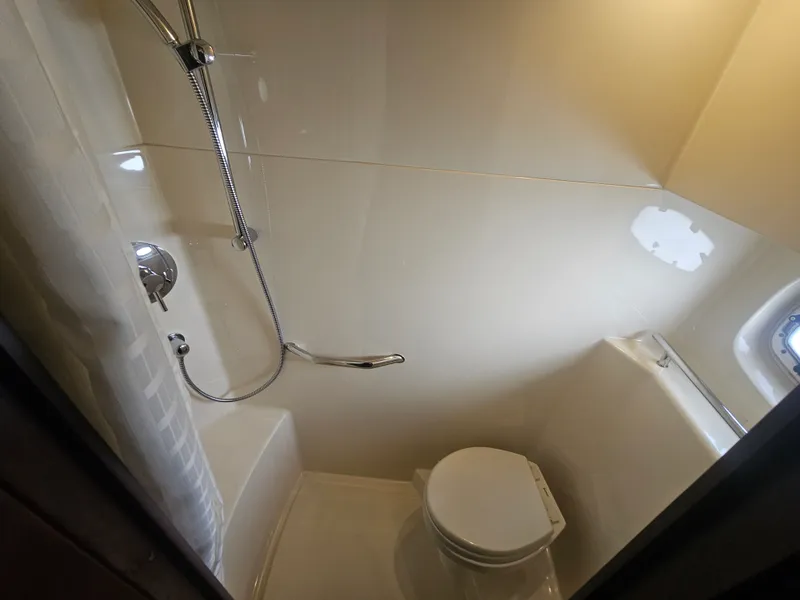 Slide: The Image of Sea Ray 500 SUNDANCER 2012 - 51