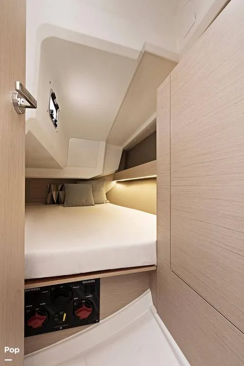 Slide: The Image of Beneteau Oceanis 30.1 2024 - 15725947