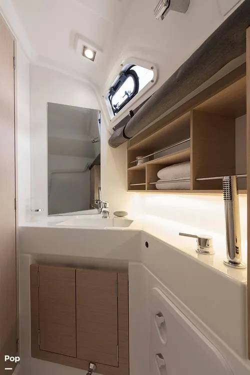 Slide: The Image of Beneteau Oceanis 30.1 2024 - 15725950