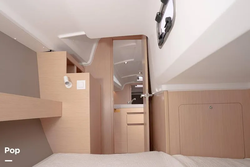 Slide: The Image of Beneteau Oceanis 30.1 2024 - 15725952