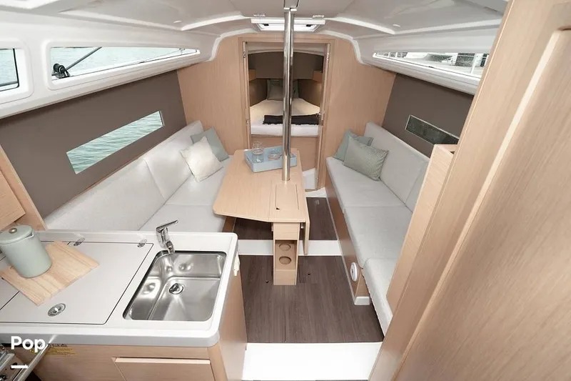 Slide: The Image of Beneteau Oceanis 30.1 2024 - 15725956