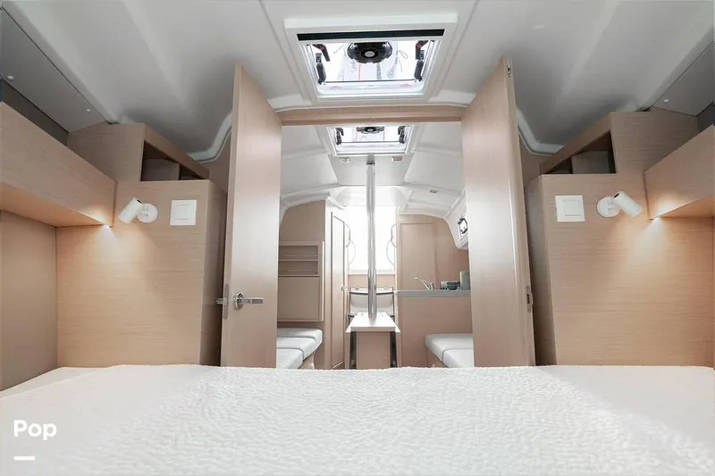 Slide: The Image of Beneteau Oceanis 30.1 2024 - 15725960