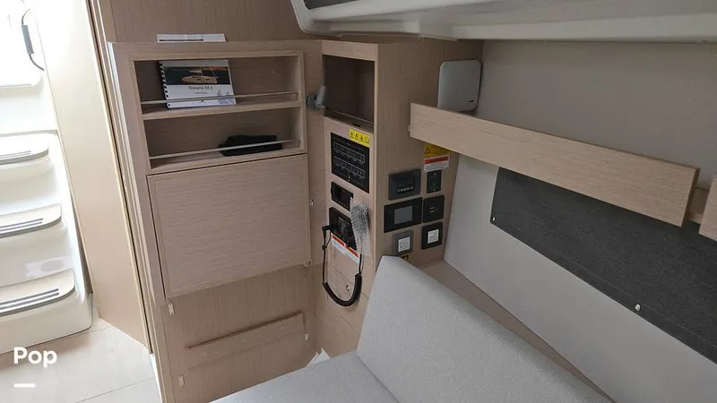 Slide: The Image of Beneteau Oceanis 34.1 2024 - 15969250