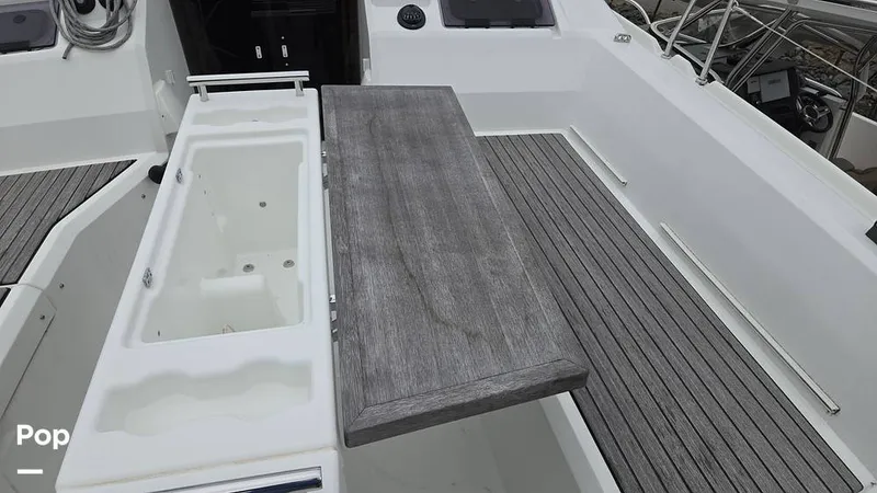 Slide: The Image of Beneteau Oceanis 34.1 2024 - 15969268