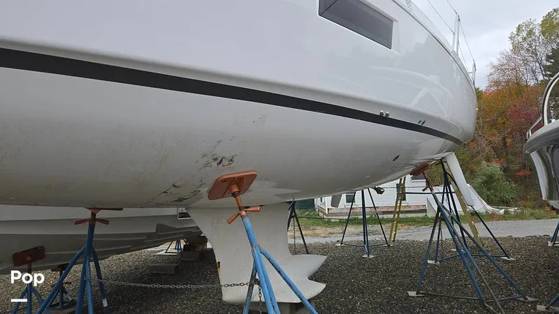 Slide: The Image of Beneteau Oceanis 34.1 2024 - 15969302